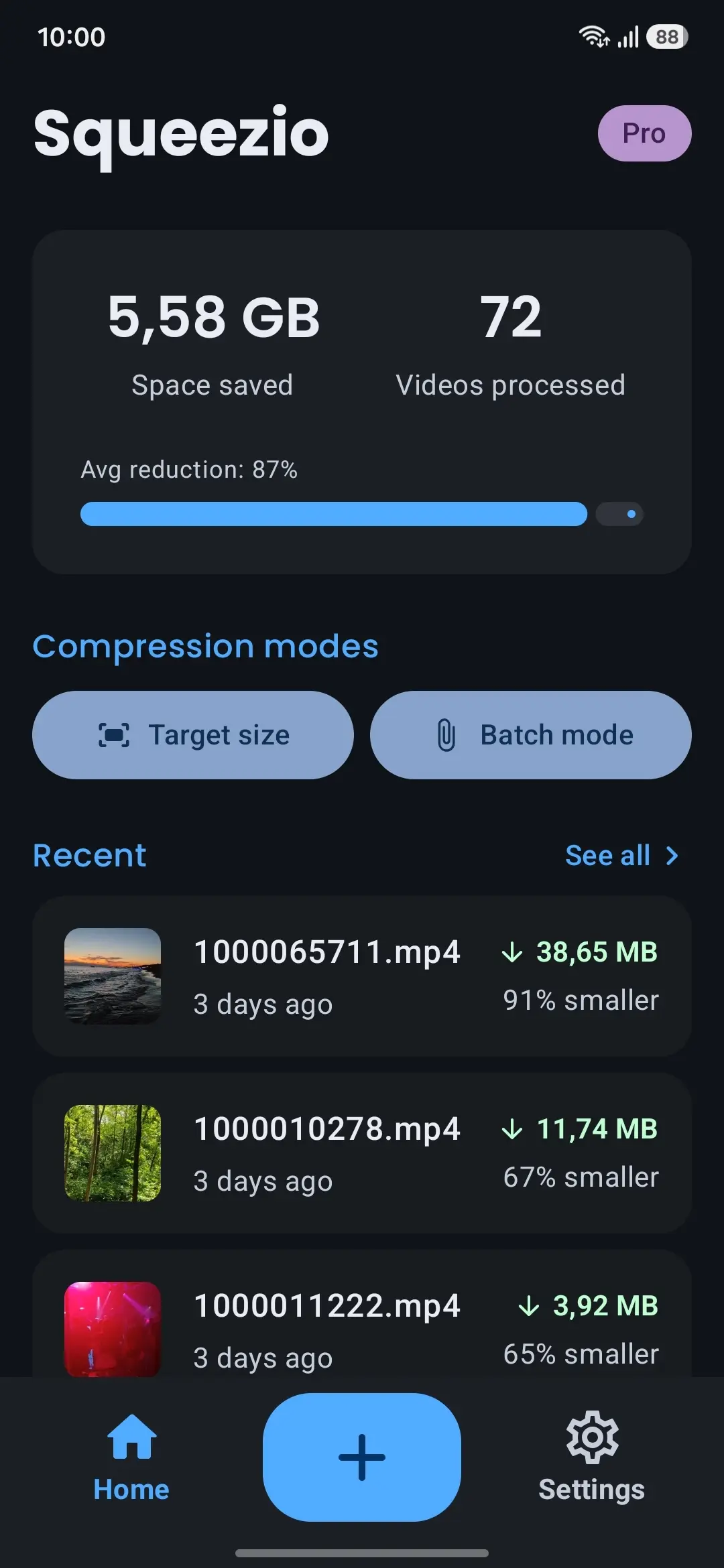 Squeezio home screen with space saved, compression modes, and recent compressions.